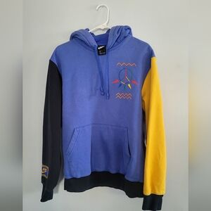 VINTAGE 90's Nike Urban Jungle Gym Hoodie Size M